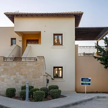 Aphrodite Premium Ii Apartment