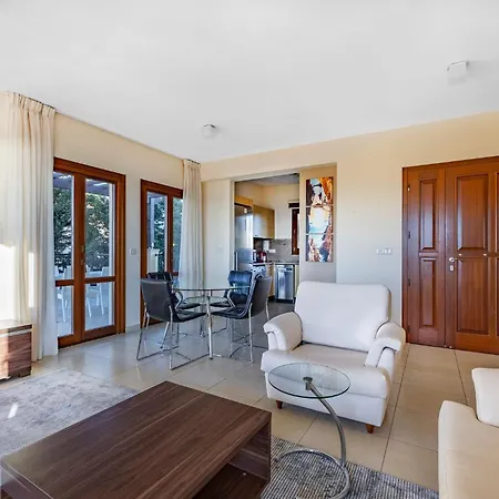 Aphrodite Premium Ii דירה *